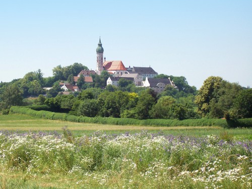 Bild 2 von 4