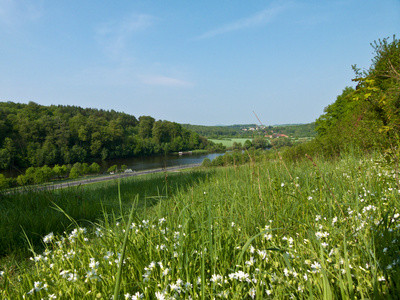 Bild 1 von 3