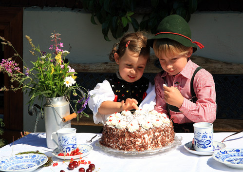 Bild 2 von 6