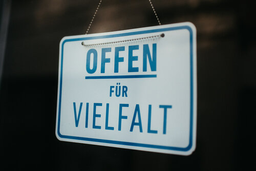 Bild 2 von 10