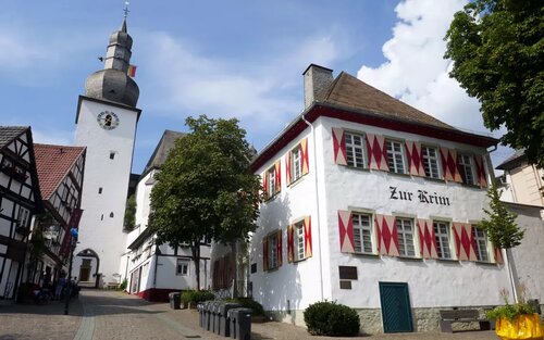 Bild 3 von 6