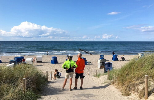 Bild 1 von 3
